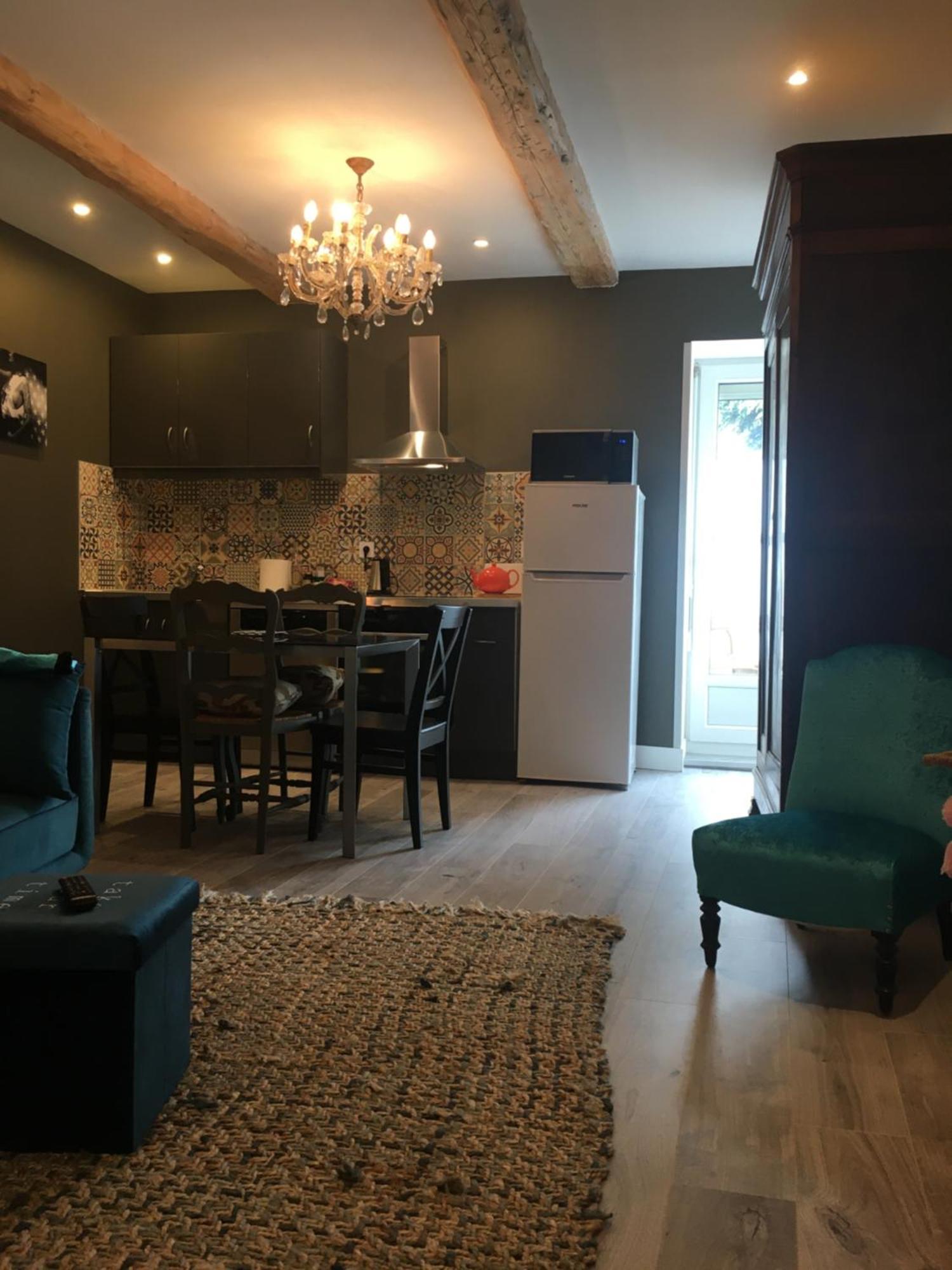 Logis Hotel Le Glacier Оранж Екстериор снимка