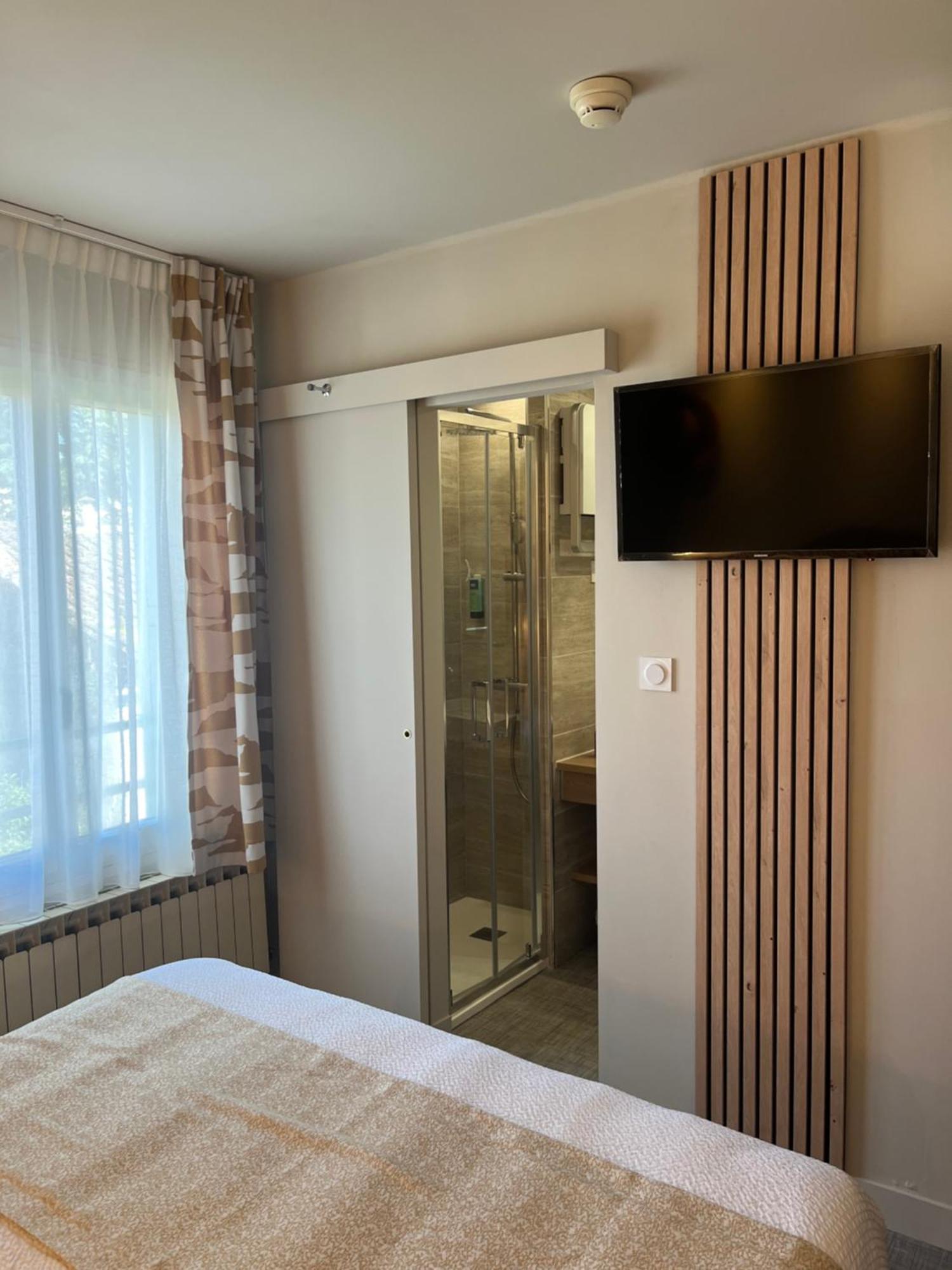 Logis Hotel Le Glacier Оранж Екстериор снимка